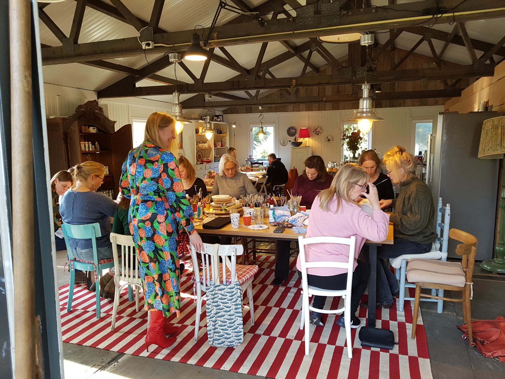 Workshop keramiek beschilderen bij de Keramiekfabriek in Eemnes